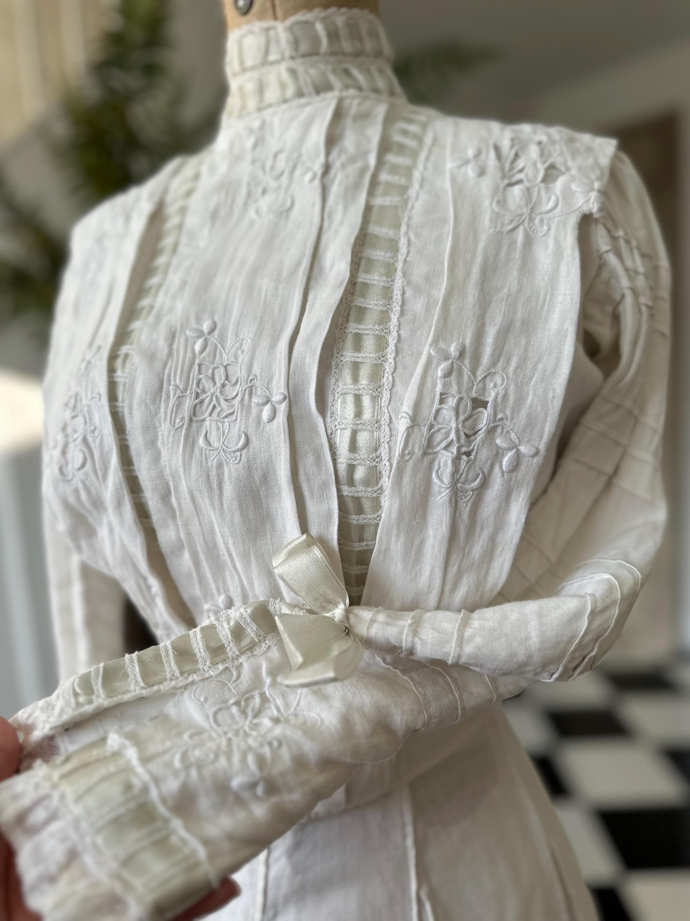 Edwardian linen  lawn dress hand embroidered skirt and bodice with silk ribbon