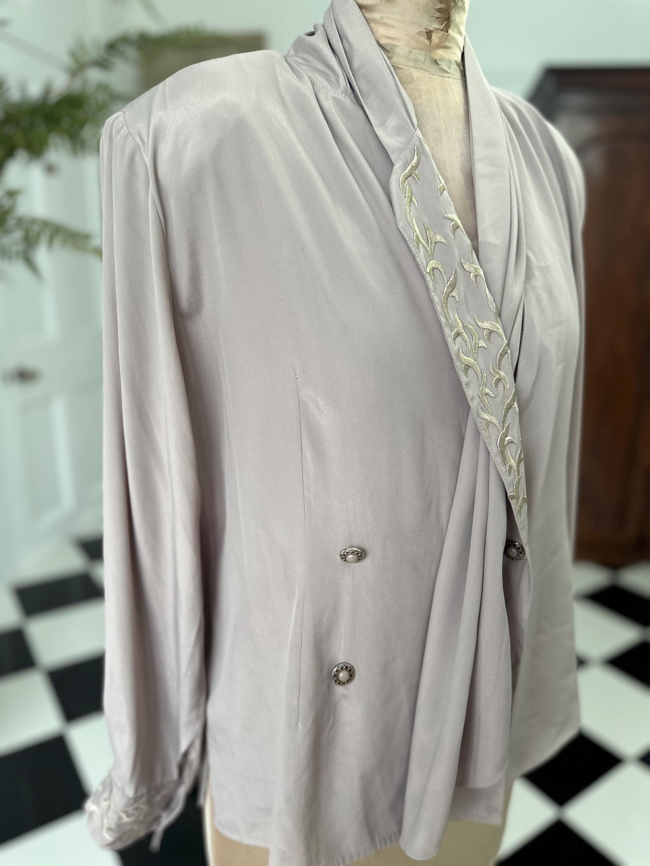 1980s Grey Blouse with Unique style with Embroidery