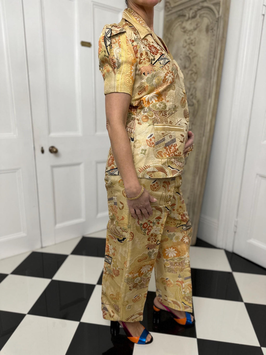 1950 jacket and trousers in gold brocade Chinese embroidery suite