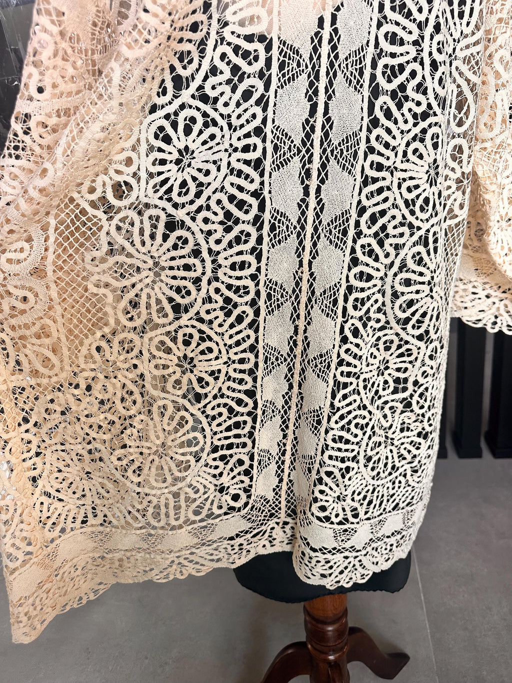 Vintage Art Deco Tape Lace Duster | 1920s-1940s Guipure & Battenberg Robe