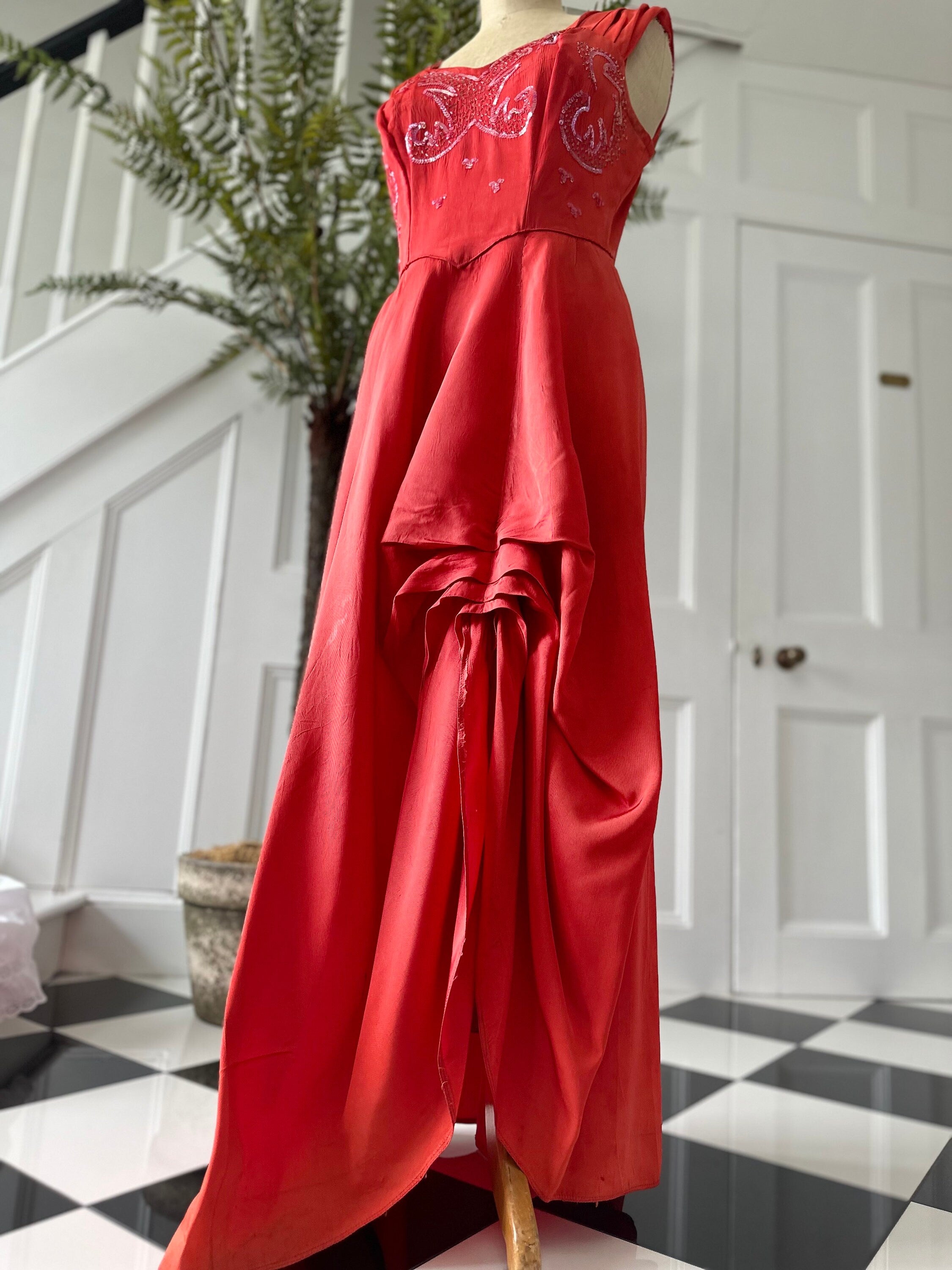 1940s Red Taffeta Evening Dress: Sequin Old Hollywood Gown (UK 12/14)