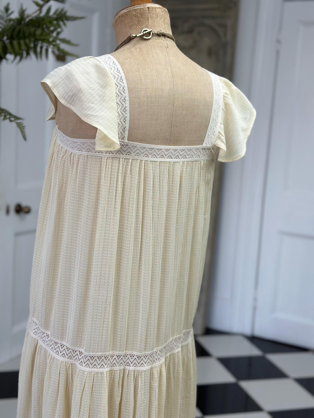 Vintage 1970s Cream Dress
