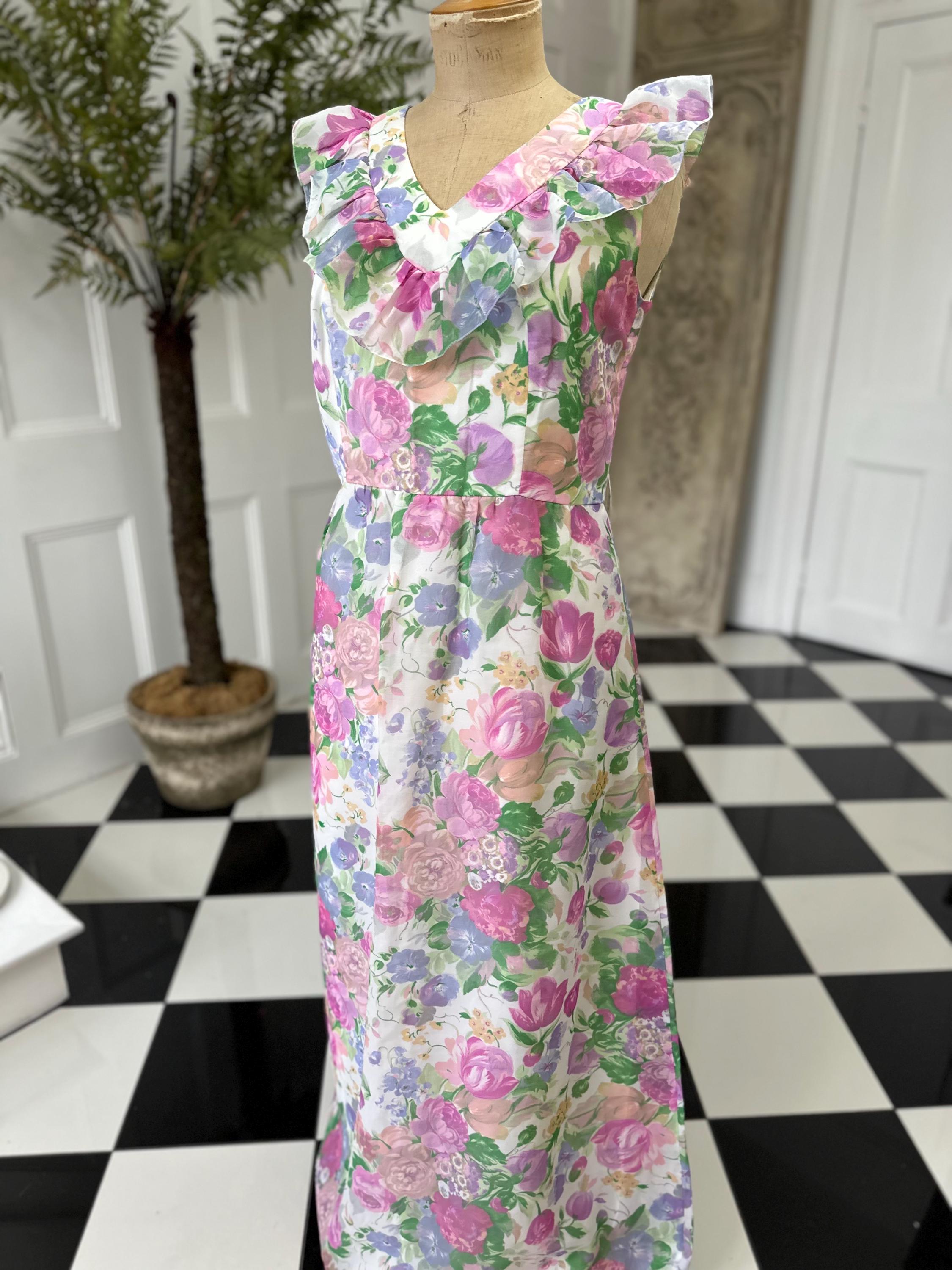 Vintage 1970s sleeveless floral maxi dress