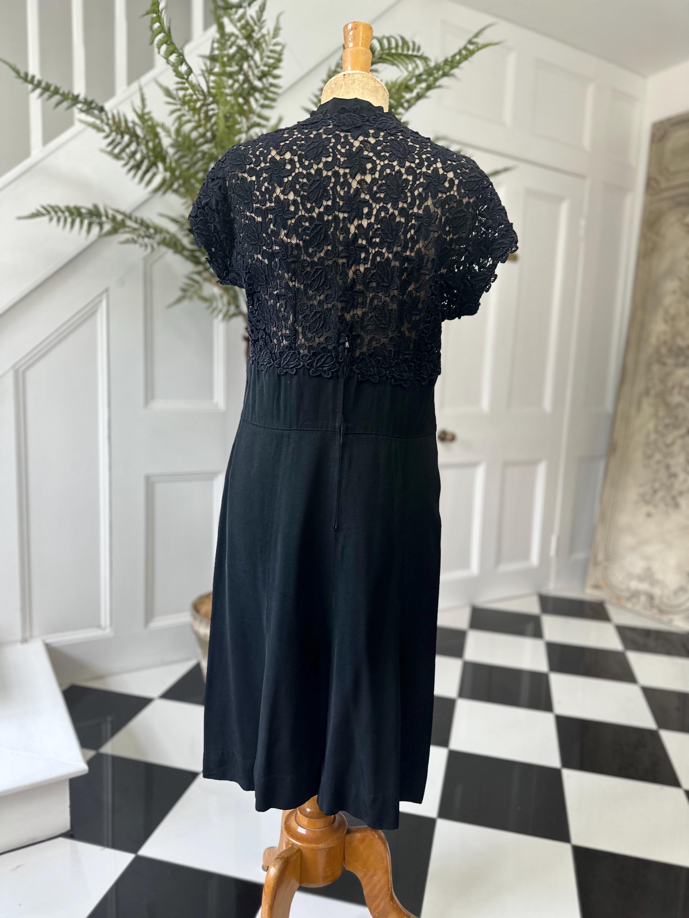 1940s Taffeta and cotton lace shift dress