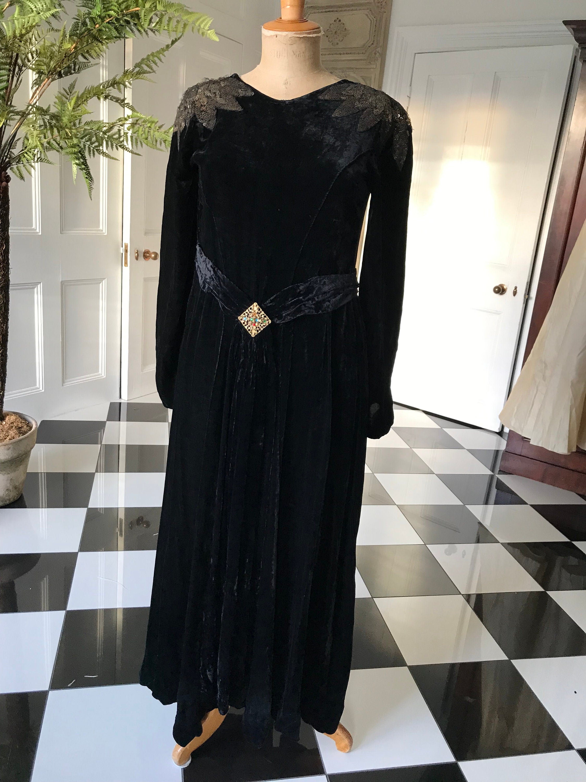 1930s 1940s old Hollywood black silk velvet dress with sequin shoulders details