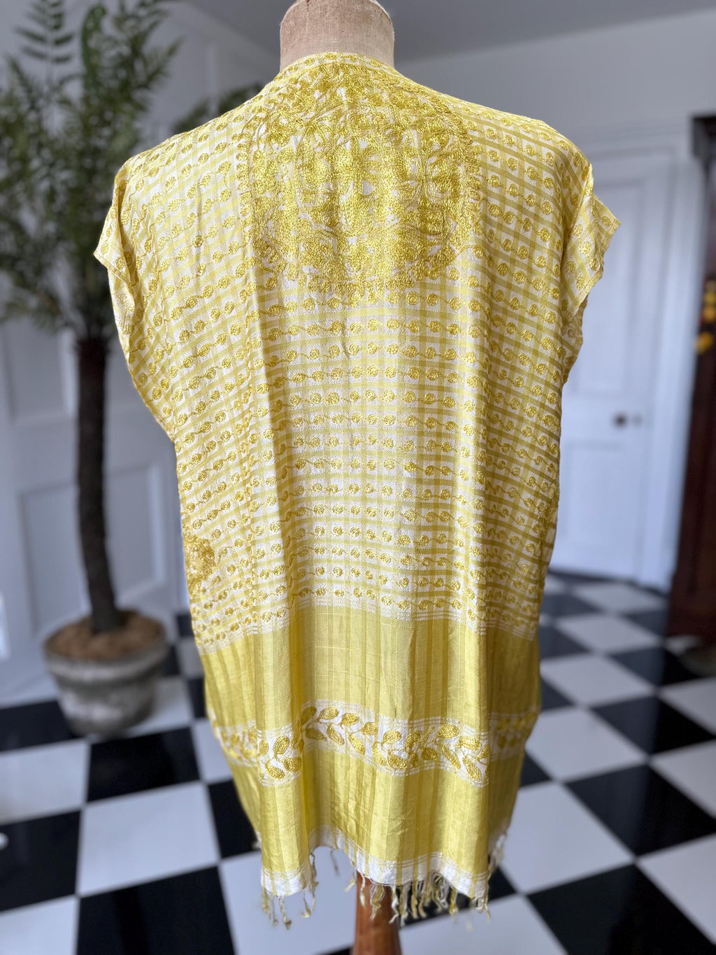 1970s Silk Suzani embroidery kimono open front waistcoat