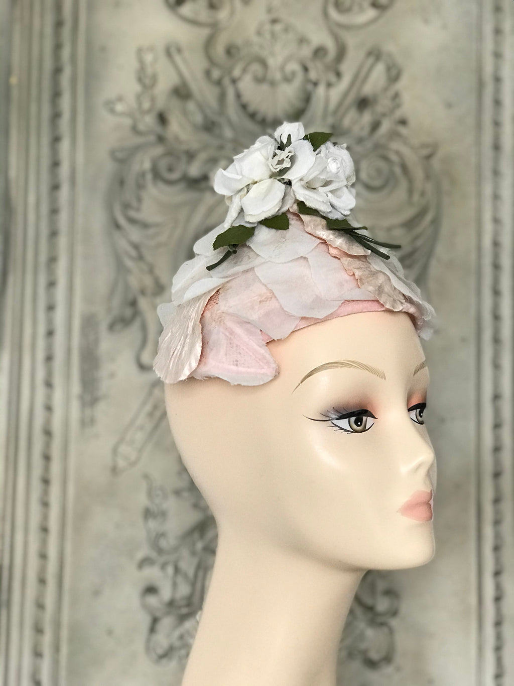 1950s 1960s unusual floral pillbox hat fascinator by Linda Farrell