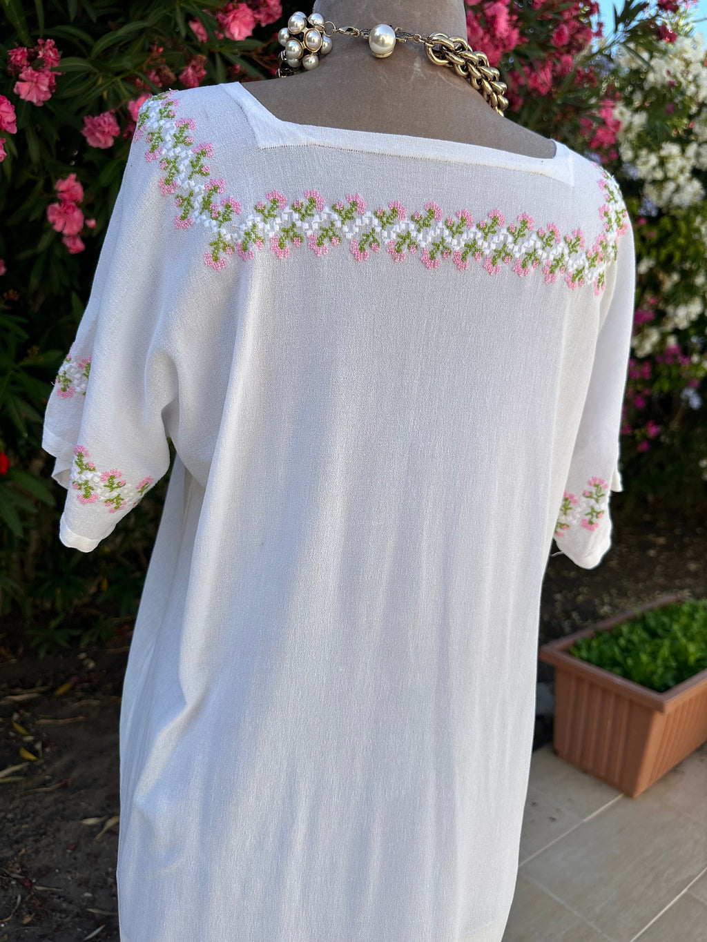 1940 white georgette hand embroidery long smock dress