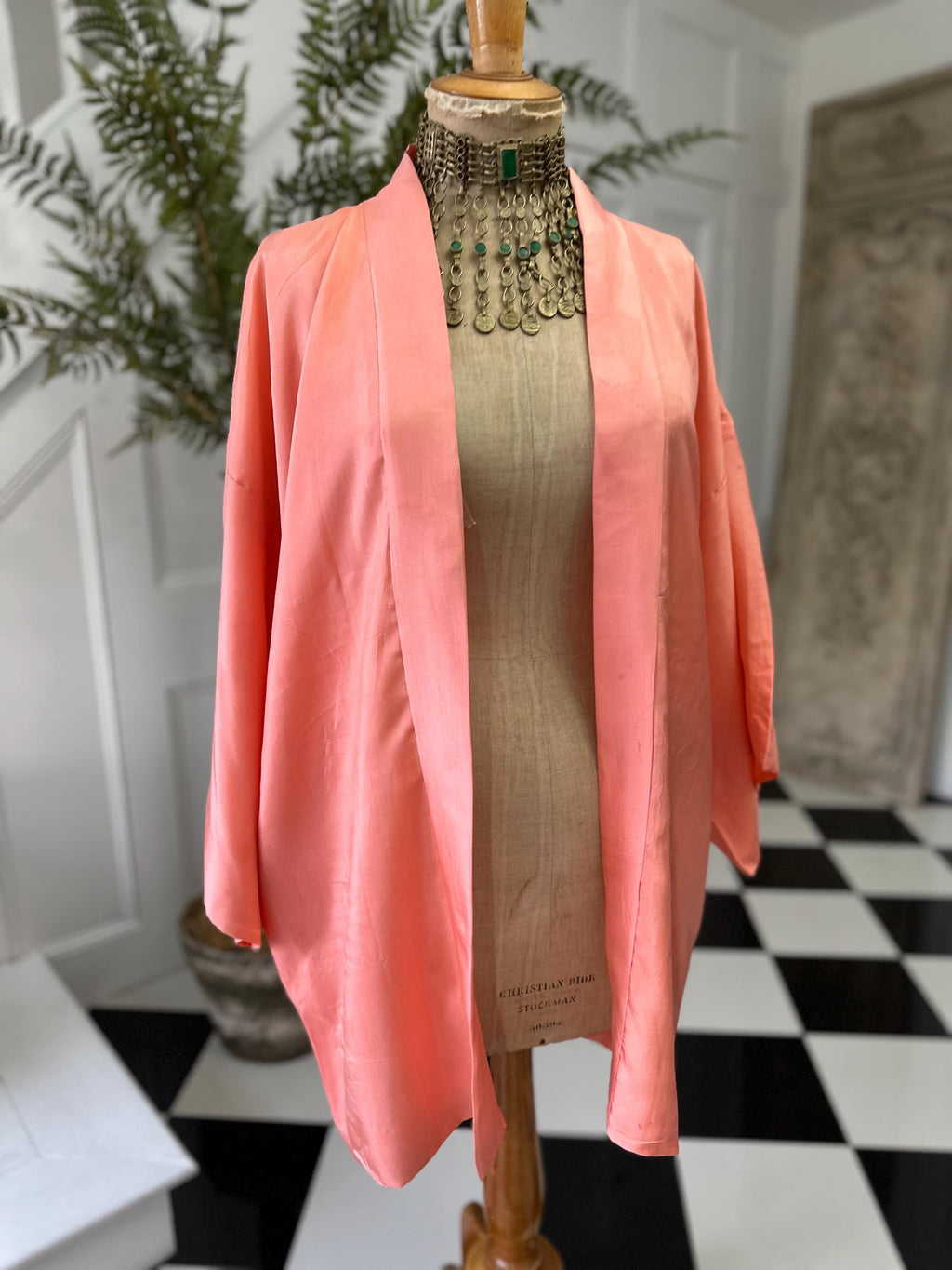 vintage pink silk hand embroidered kimono Japanese  Haori