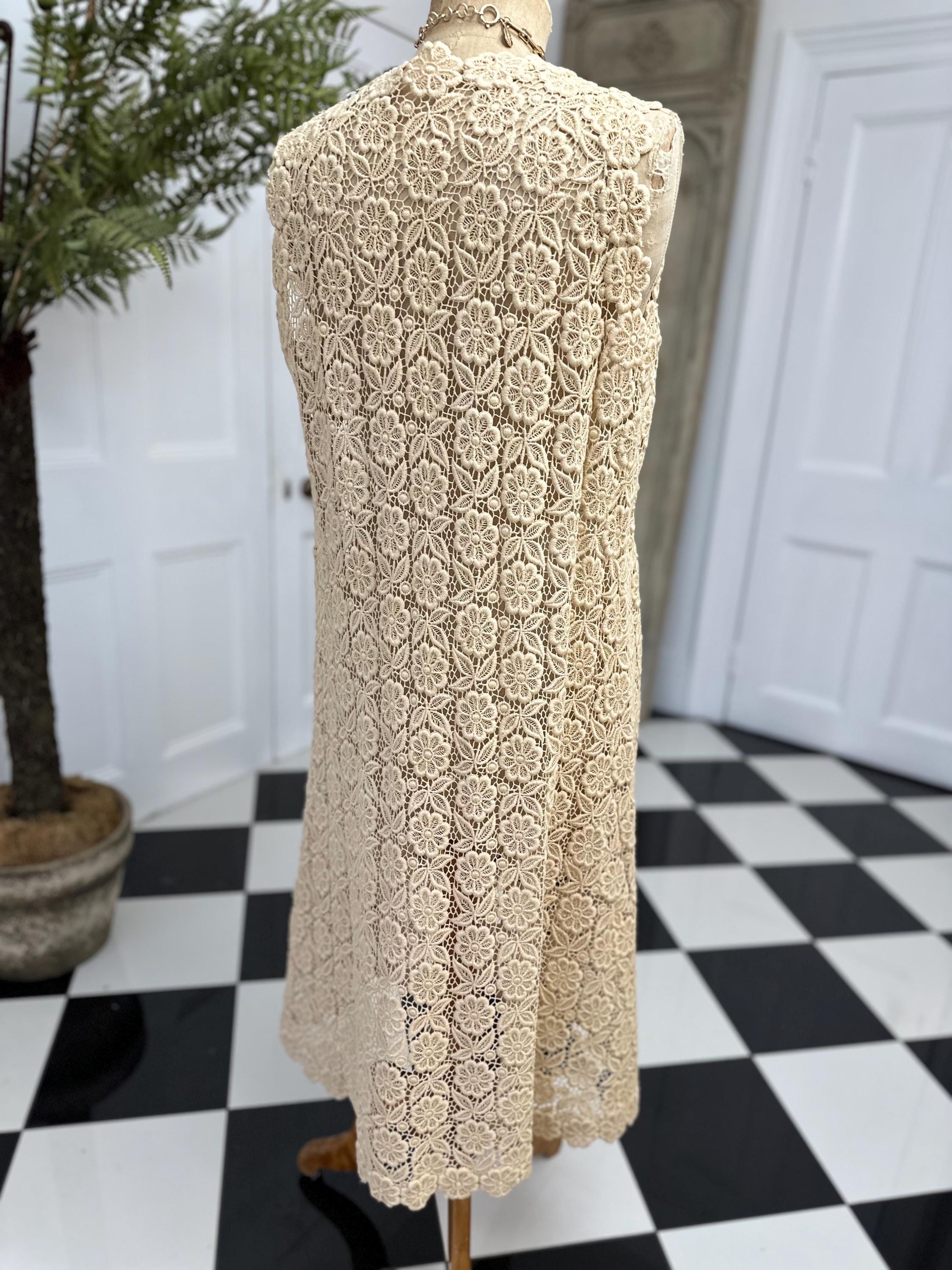 1970s boho style cream lace sleeveless long cardigan