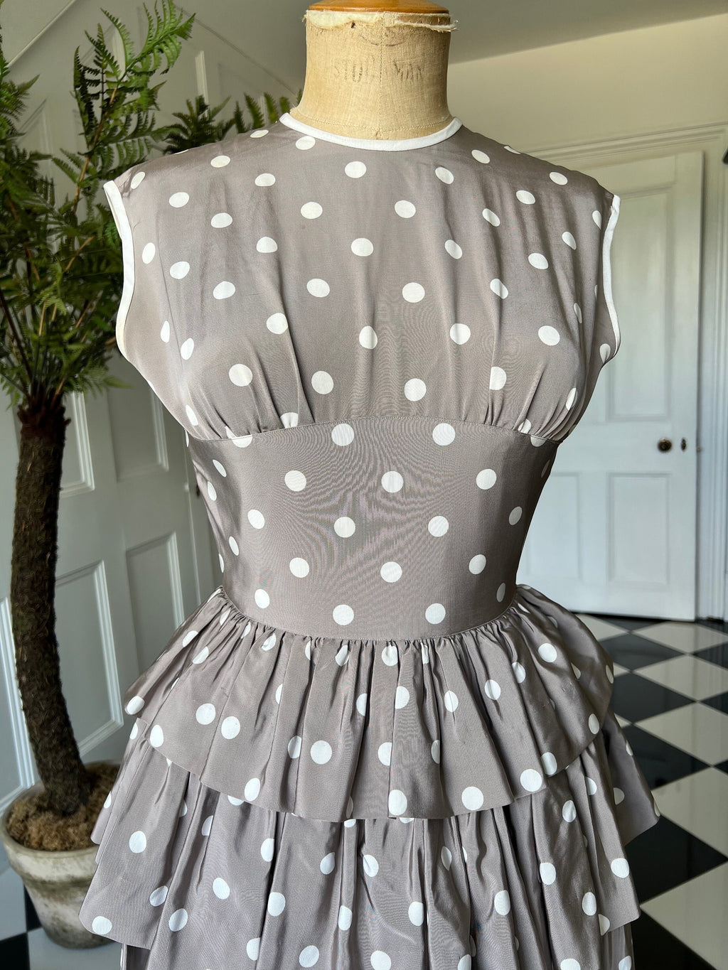 1950s mink and  white  silk tafetta polka dot ruffle skirt dress
