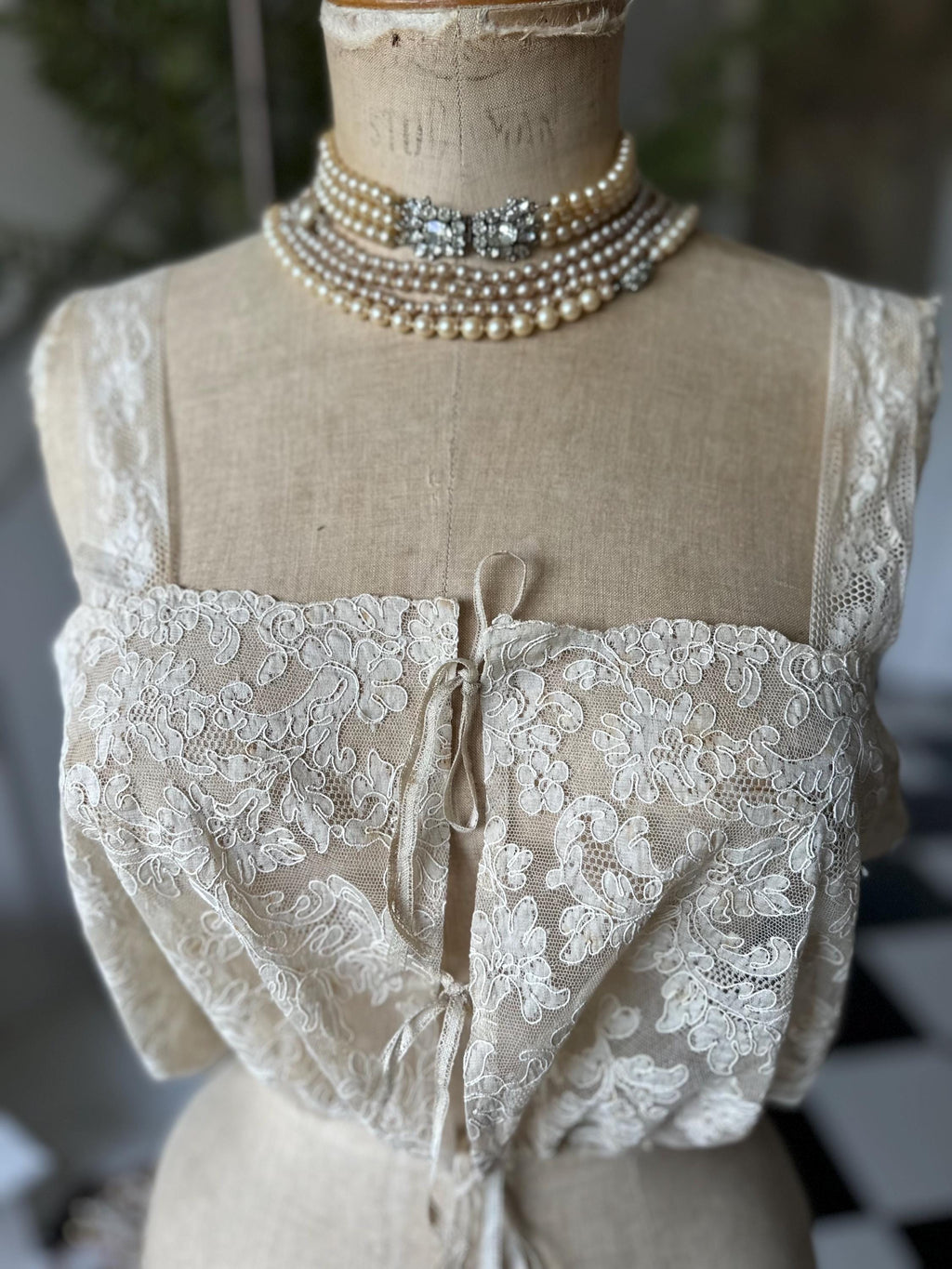 1930s beige lace camisole chemise corset cover