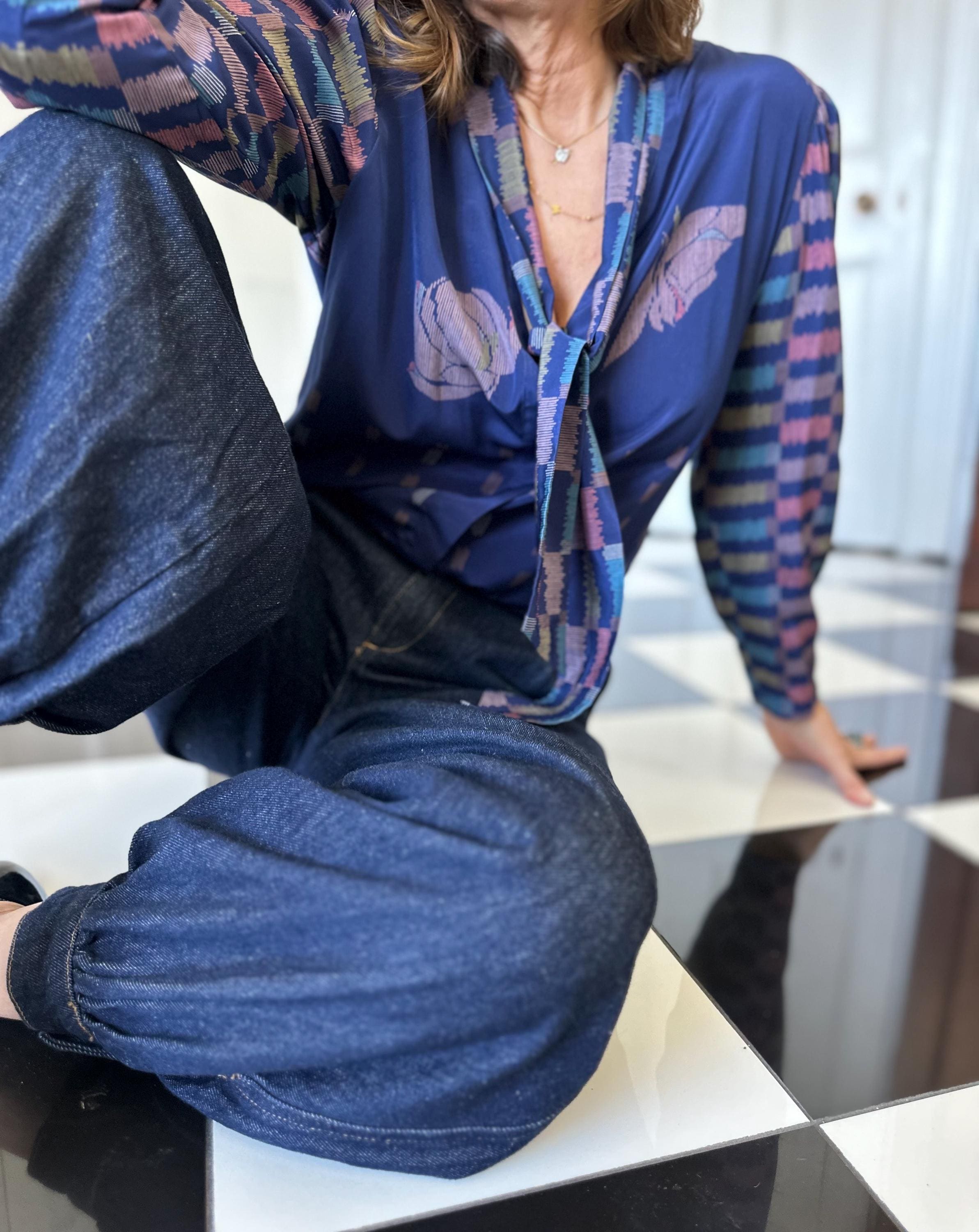Vintage blue bussybow long sleeve blouse geometric print design