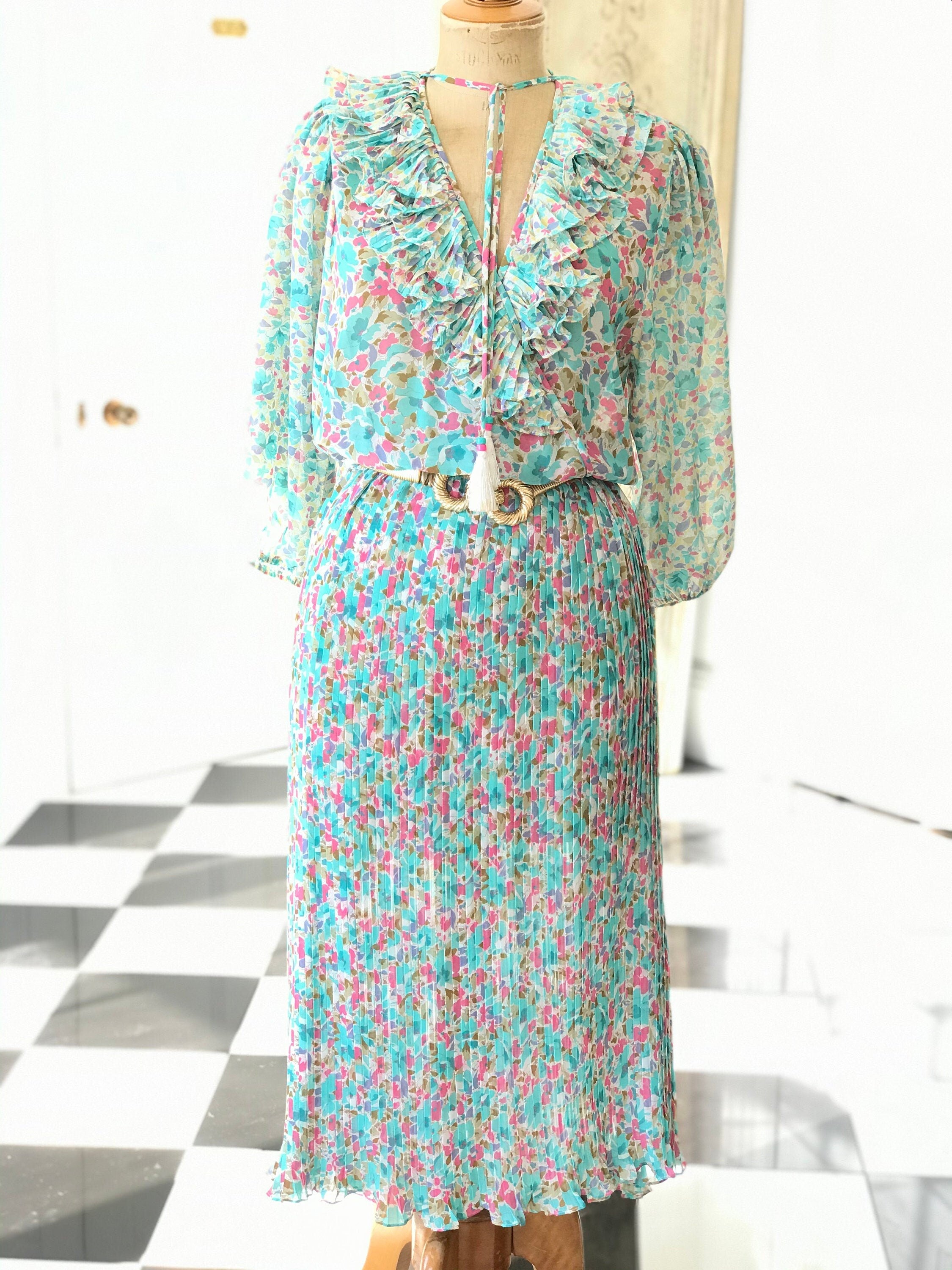 1970s 1980s Vintage long  summer dress with ruffle floral dress  label Diane Freis