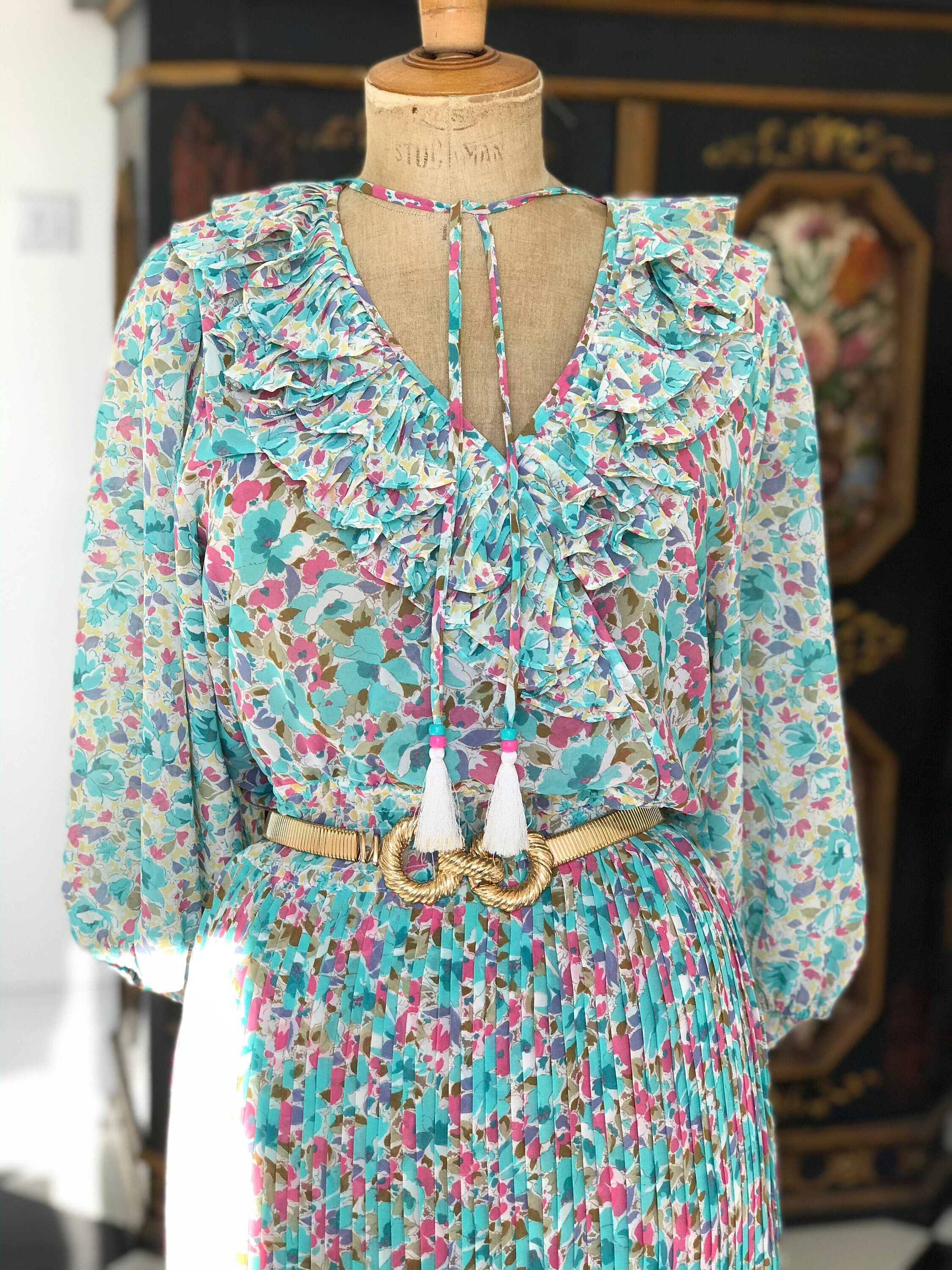 1970s 1980s Vintage long  summer dress with ruffle floral dress  label Diane Freis