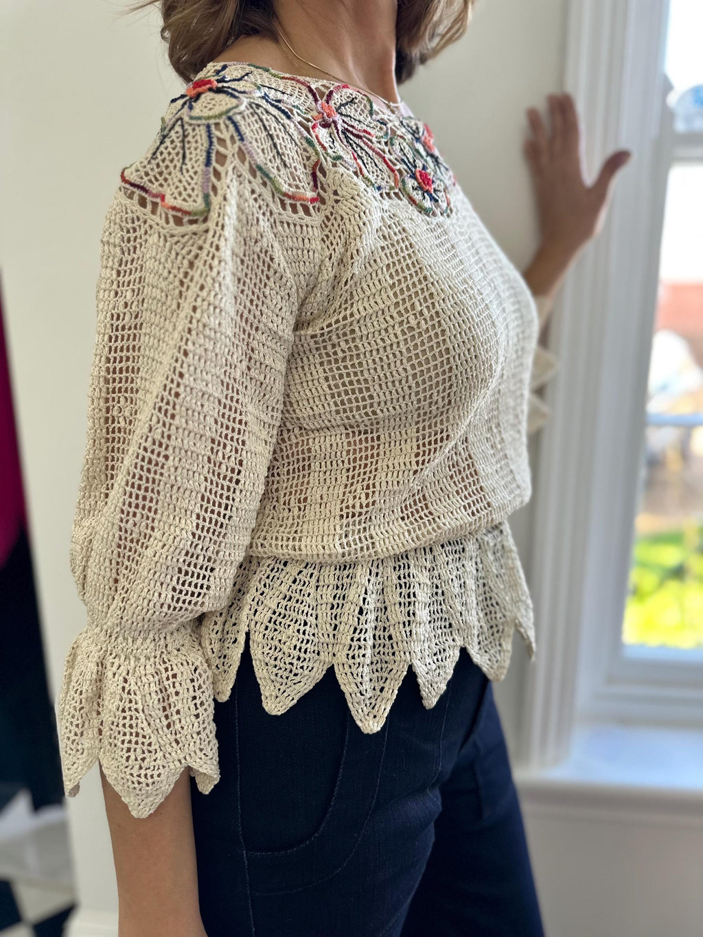 Vintage 1970 hand crochet floral lace blouse