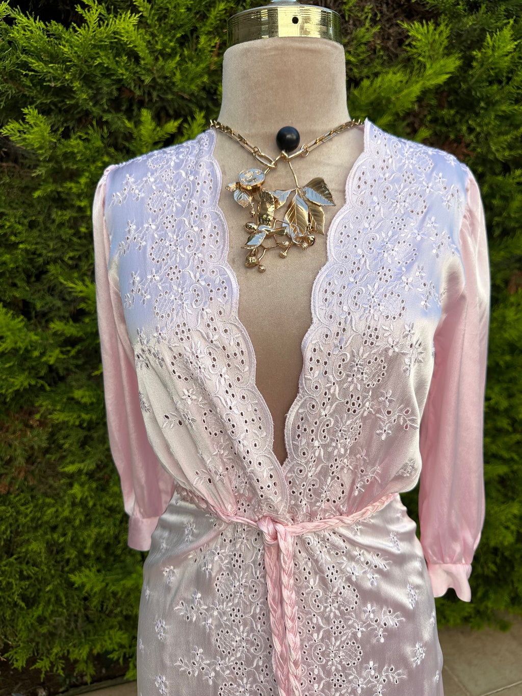 1970 vintage pink peignoir dressing gown kimono
